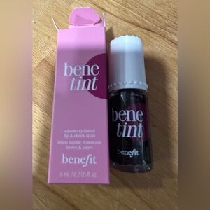 Benefit Cosmetics Lip & Cheek Stain!!!.